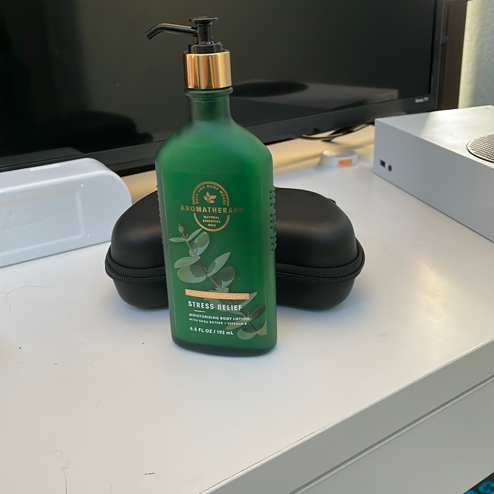 - - Aromatherapy  stress relief moisturizer